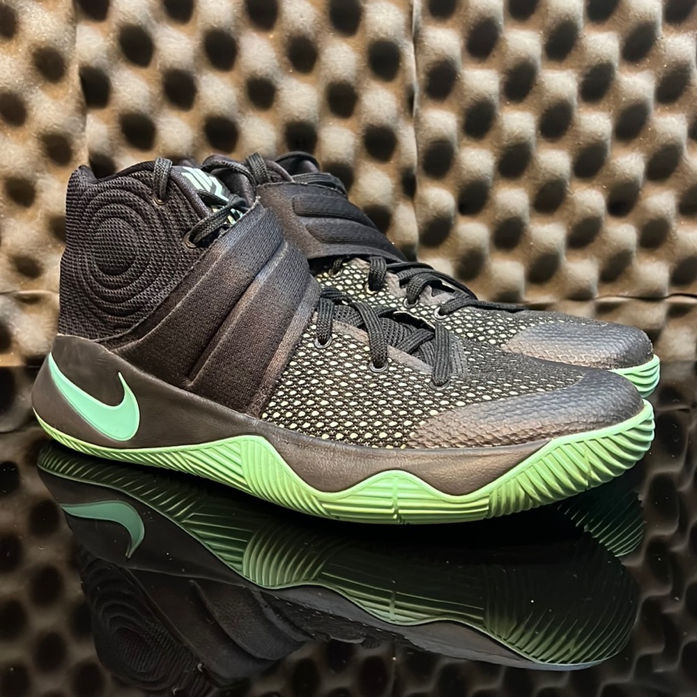 Nike Kyrie 2